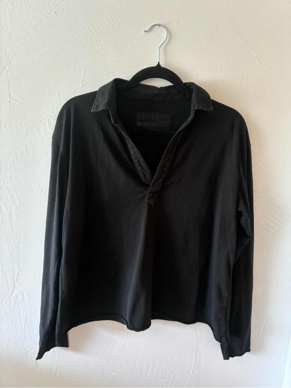 Frank & Eileen Patrick Popover Henley Black XS